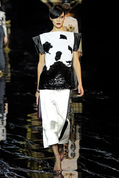 Look 52